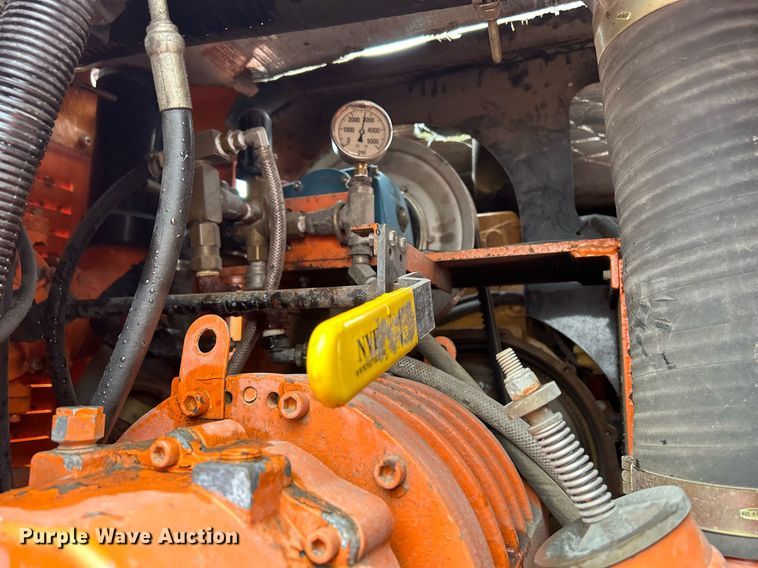 image for item DQ1065 2004 Freightliner Columbia  vacuum truck