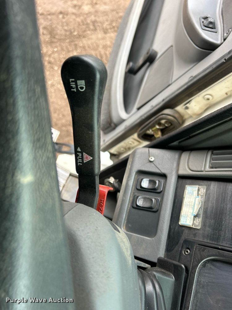 image for item DQ1065 2004 Freightliner Columbia  vacuum truck