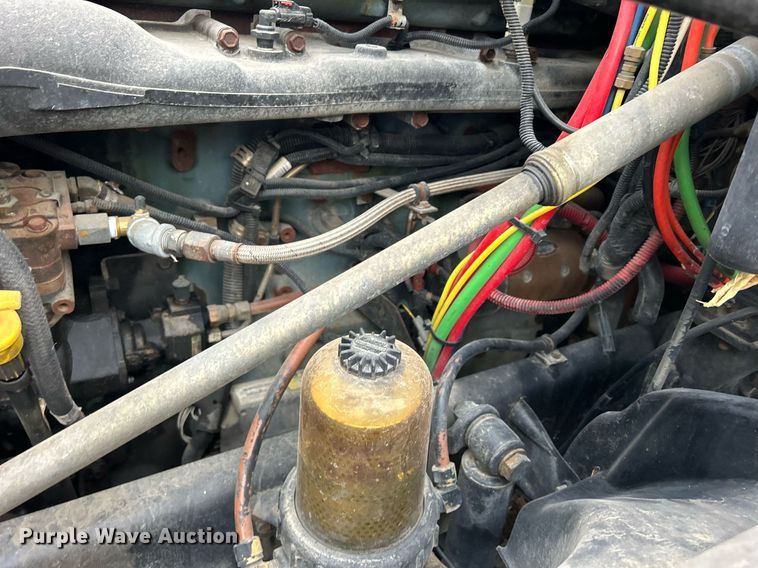 image for item DQ1065 2004 Freightliner Columbia  vacuum truck