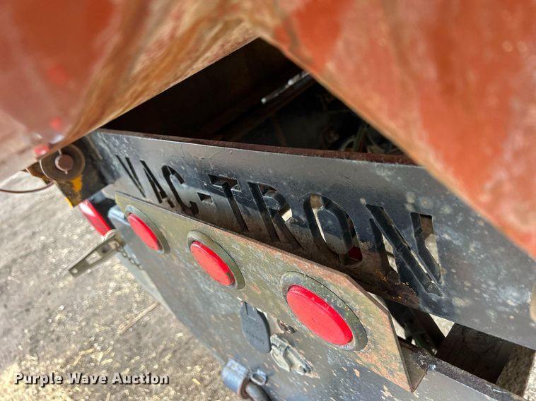 image for item DQ1066 1999 Sterling L7501  vacuum truck