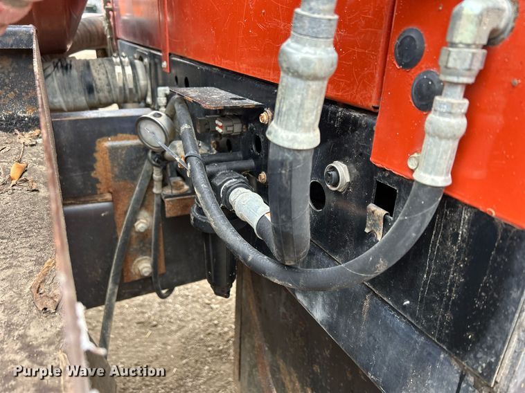 image for item DQ1066 1999 Sterling L7501  vacuum truck