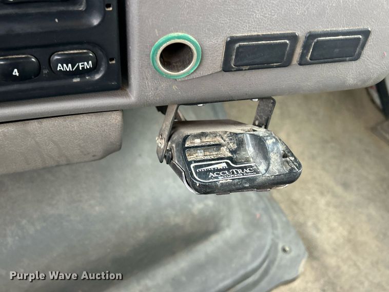 image for item DQ1066 1999 Sterling L7501  vacuum truck