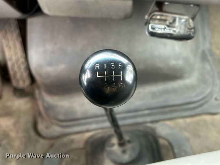 image for item DQ1066 1999 Sterling L7501  vacuum truck