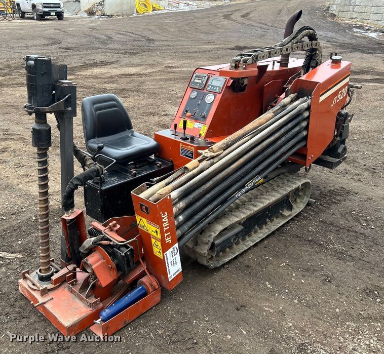 image for item DQ1067 2002 Ditch Witch JT520  directional boring unit
