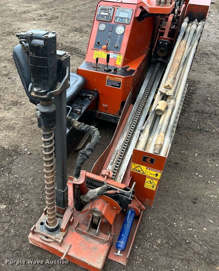 image for item DQ1067 2002 Ditch Witch JT520  directional boring unit