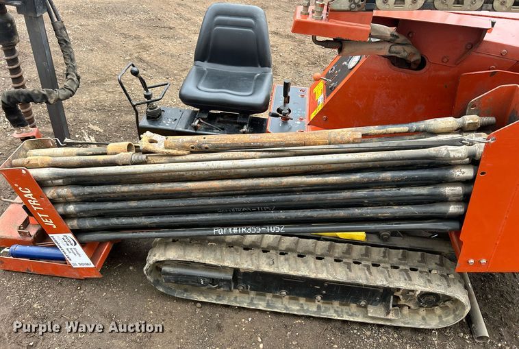 image for item DQ1067 2002 Ditch Witch JT520  directional boring unit
