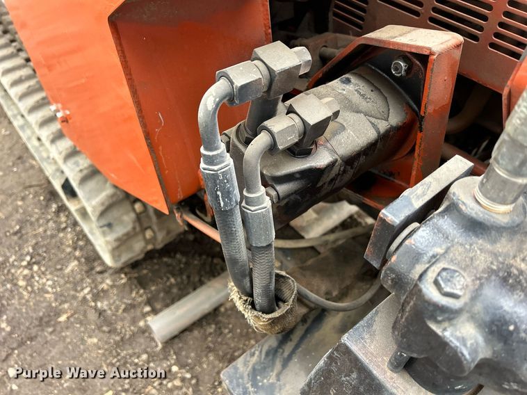 image for item DQ1067 2002 Ditch Witch JT520  directional boring unit