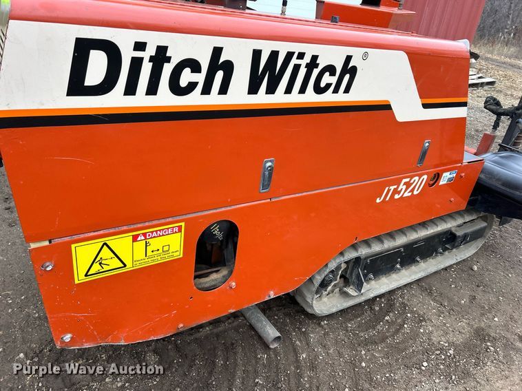 image for item DQ1067 2002 Ditch Witch JT520  directional boring unit