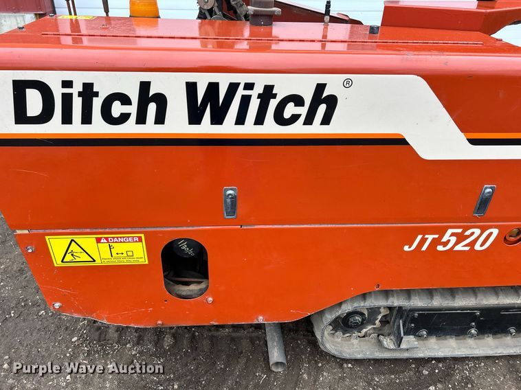 image for item DQ1067 2002 Ditch Witch JT520  directional boring unit