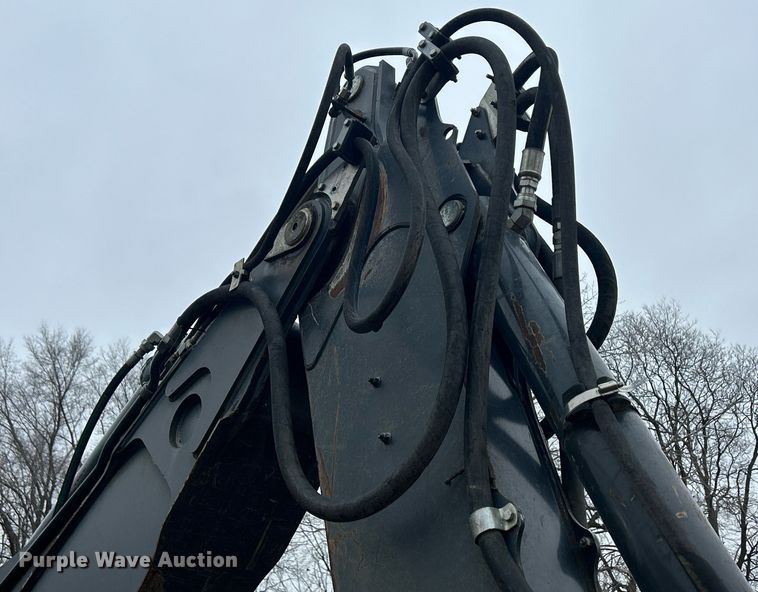 image for item DQ1068 2009 John Deere 710J  backhoe