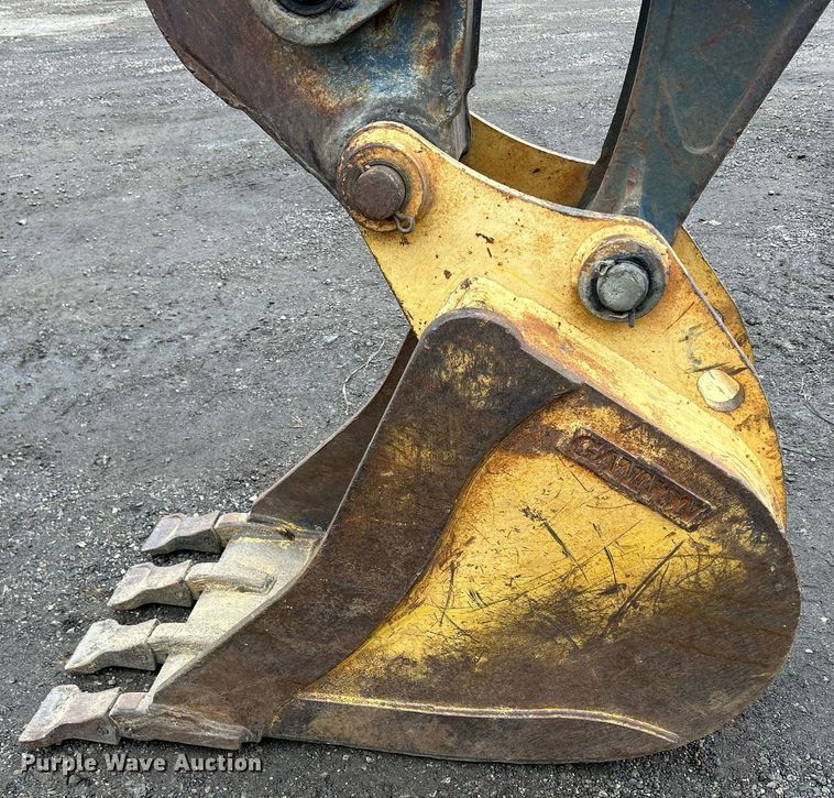 image for item DQ1068 2009 John Deere 710J  backhoe