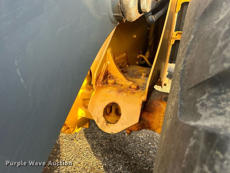 image for item DQ1072 2005 John Deere 544J  high lift wheel loader