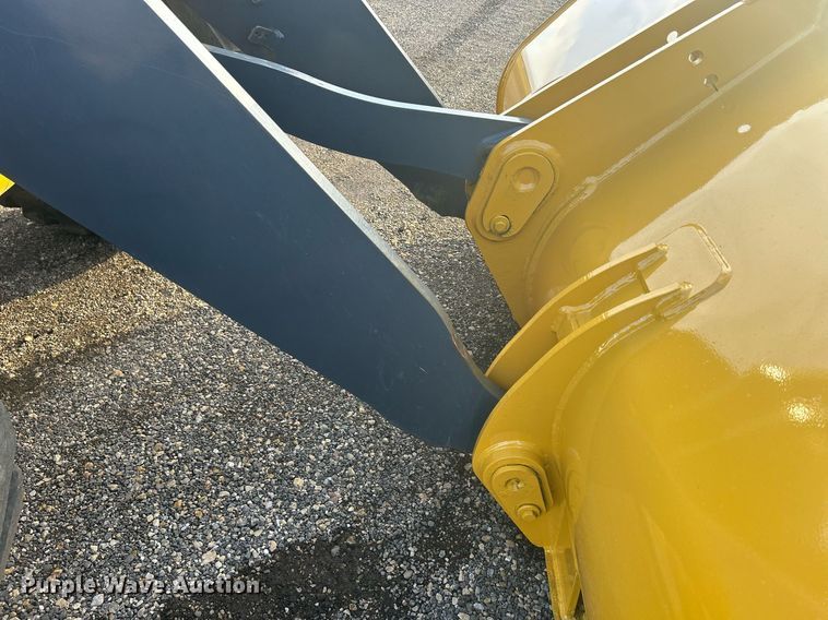 image for item DQ1072 2005 John Deere 544J  high lift wheel loader