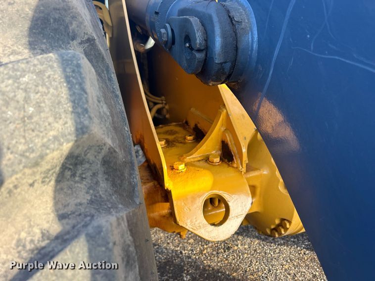 image for item DQ1072 2005 John Deere 544J  high lift wheel loader