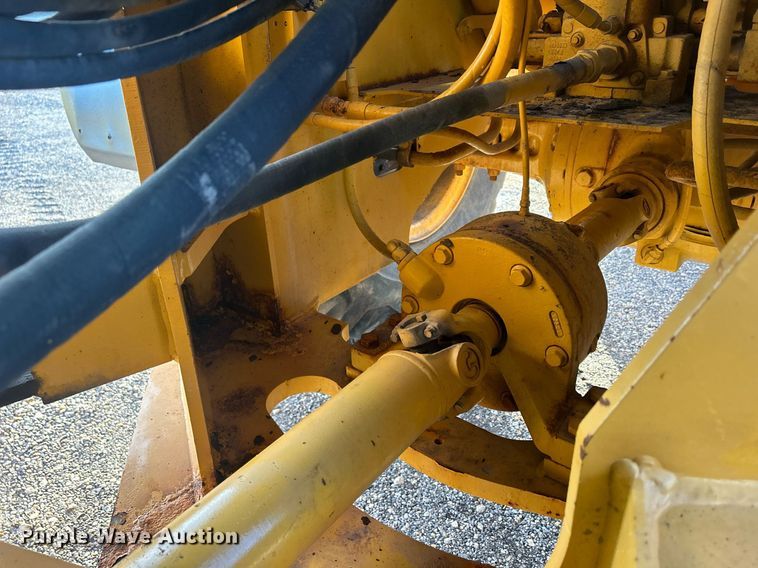 image for item DQ1072 2005 John Deere 544J  high lift wheel loader