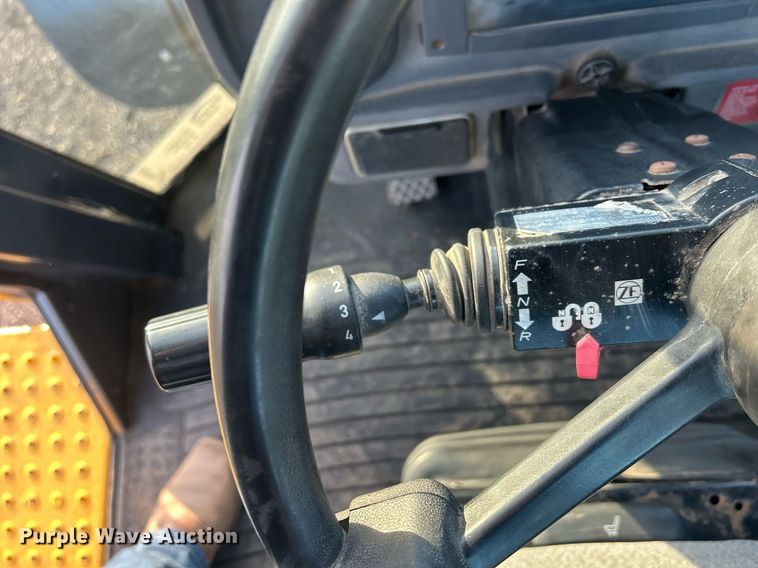 image for item DQ1072 2005 John Deere 544J  high lift wheel loader