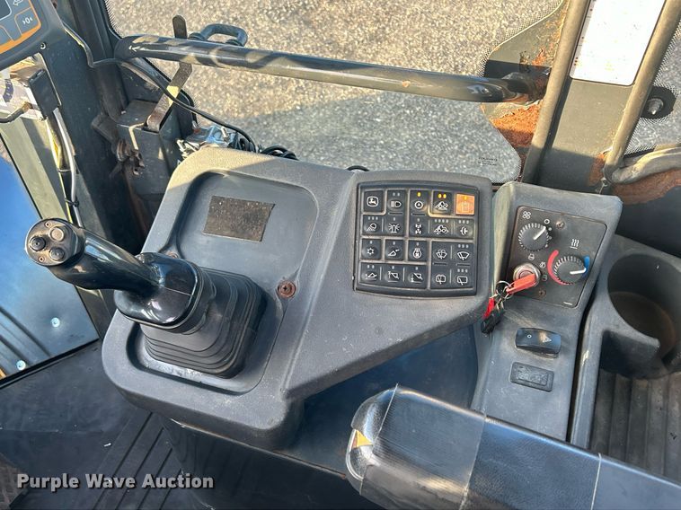 image for item DQ1072 2005 John Deere 544J  high lift wheel loader