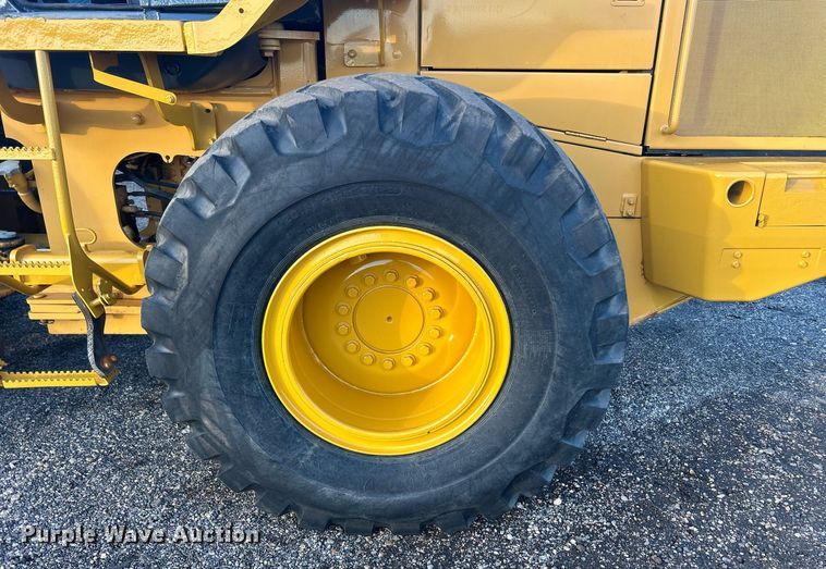 image for item DQ1072 2005 John Deere 544J  high lift wheel loader