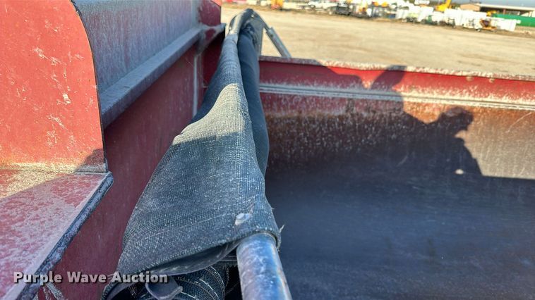 image for item DQ1555 2003 Mack CH613  dump truck