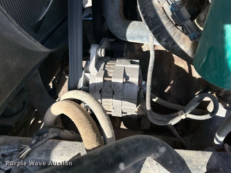 image for item DQ1555 2003 Mack CH613  dump truck