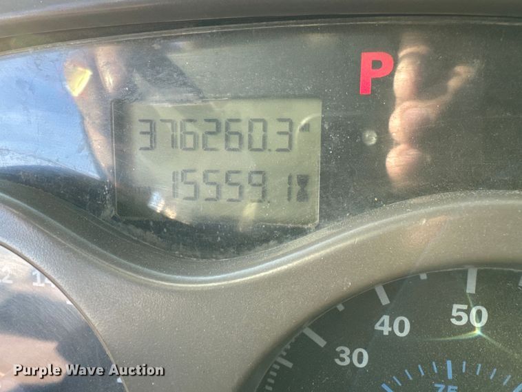 image for item DQ1555 2003 Mack CH613  dump truck