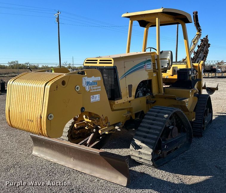 image for item DQ1556 2013 Vermeer RTX1250  trencher