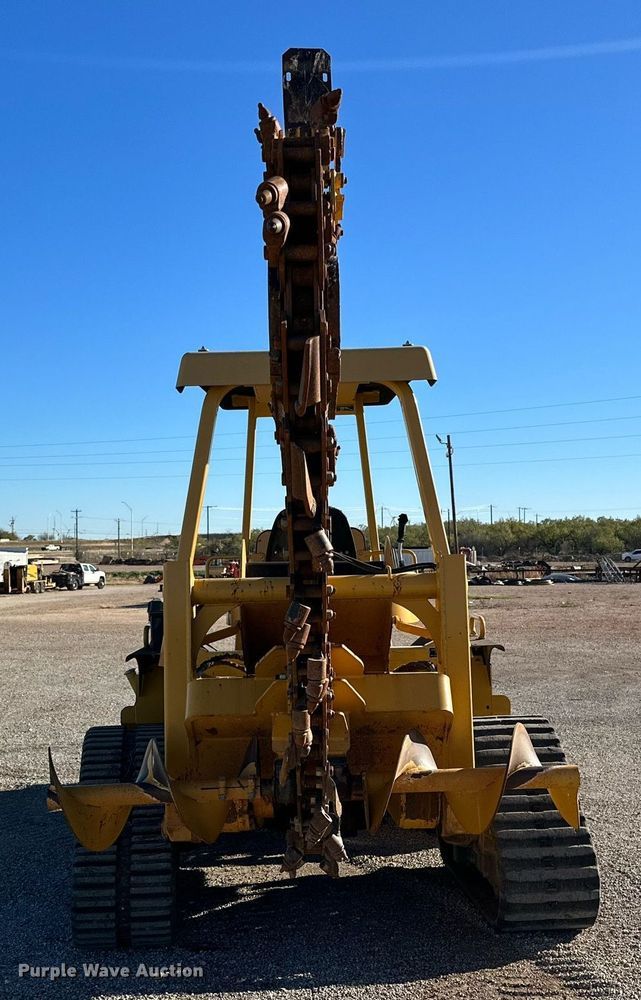 image for item DQ1556 2013 Vermeer RTX1250  trencher