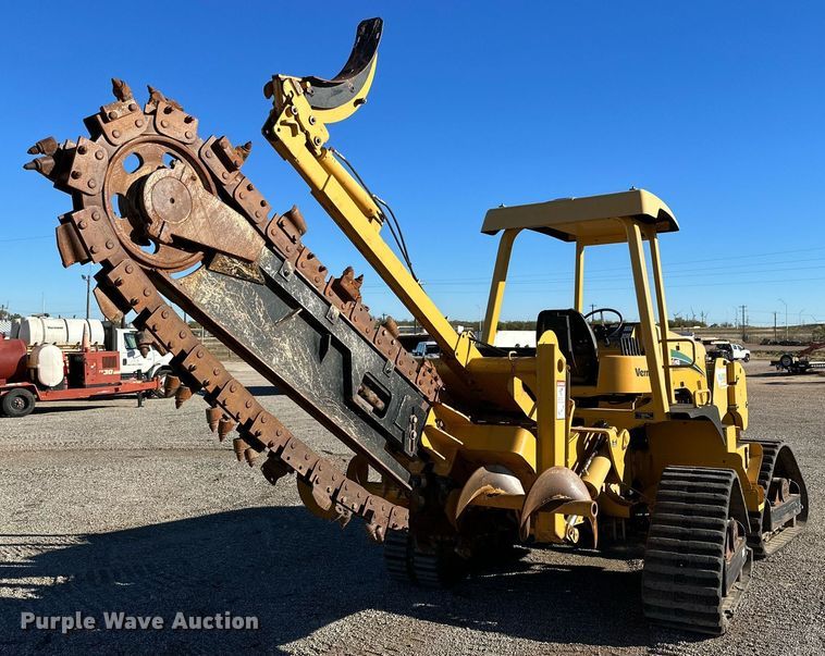 image for item DQ1556 2013 Vermeer RTX1250  trencher