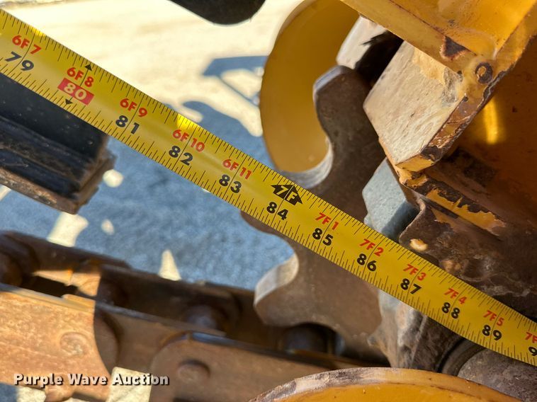 image for item DQ1556 2013 Vermeer RTX1250  trencher