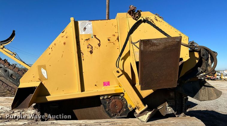 image for item DQ1557 Hydra Wheel  rock saw