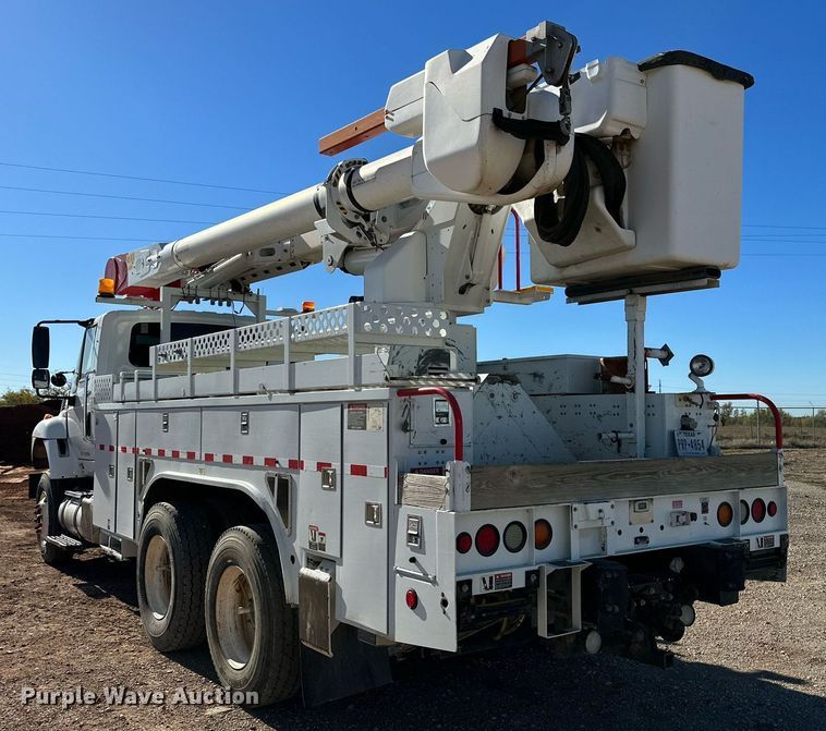 image for item DQ1558 2012 International WorkStar 7400  bucket truck