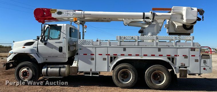 image for item DQ1558 2012 International WorkStar 7400  bucket truck