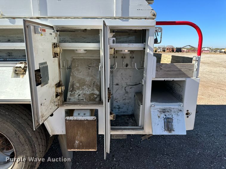 image for item DQ1558 2012 International WorkStar 7400  bucket truck