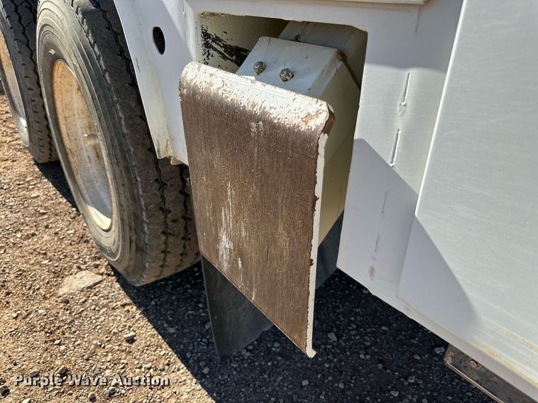 image for item DQ1558 2012 International WorkStar 7400  bucket truck