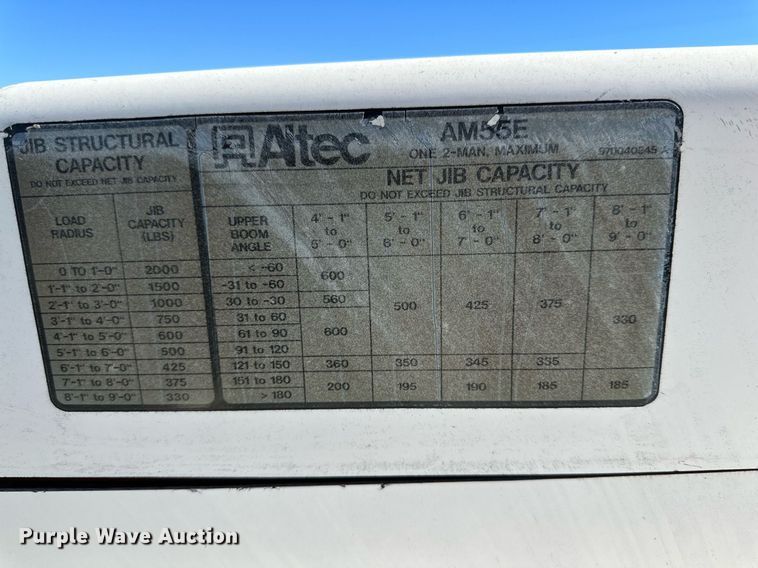 image for item DQ1558 2012 International WorkStar 7400  bucket truck