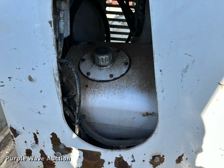 image for item DQ1558 2012 International WorkStar 7400  bucket truck