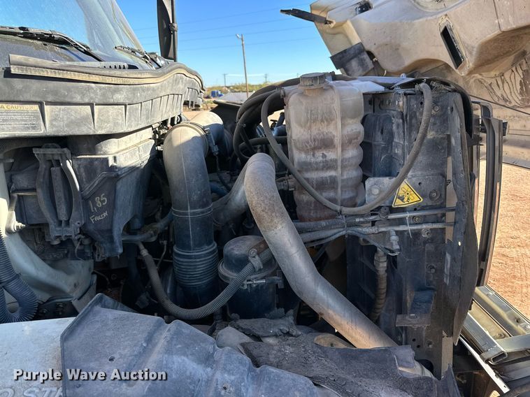 image for item DQ1558 2012 International WorkStar 7400  bucket truck