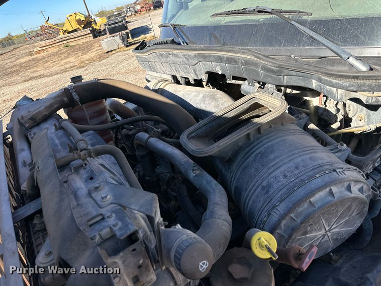 image for item DQ1558 2012 International WorkStar 7400  bucket truck