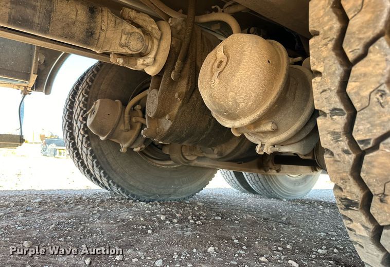 image for item DQ1558 2012 International WorkStar 7400  bucket truck