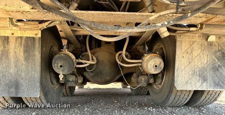 image for item DQ1558 2012 International WorkStar 7400  bucket truck