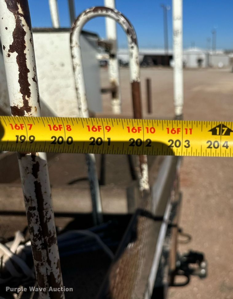 image for item DQ1559 2010 International DuraStar 4300  bucket truck