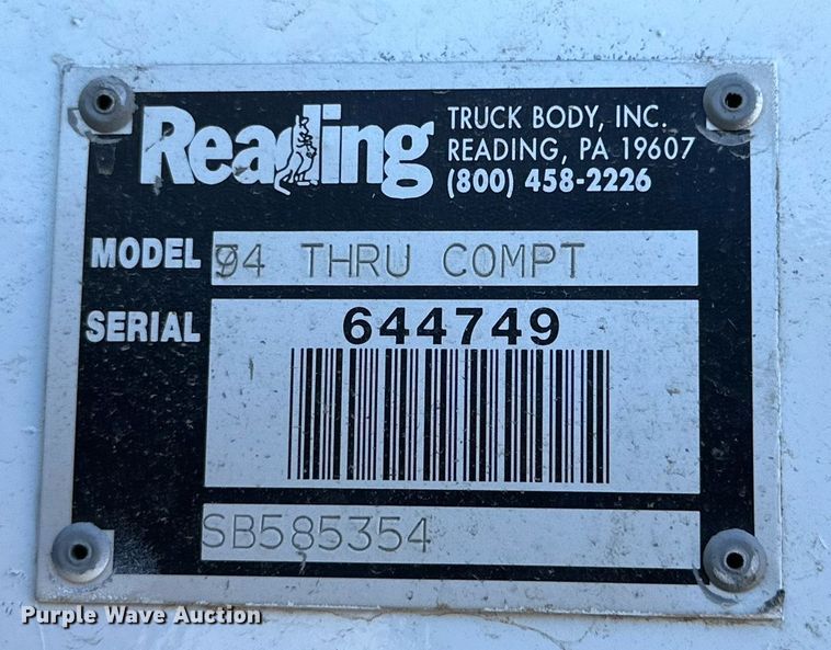 image for item DQ1561 2008 International WorkStar 7400  digger derrick truck