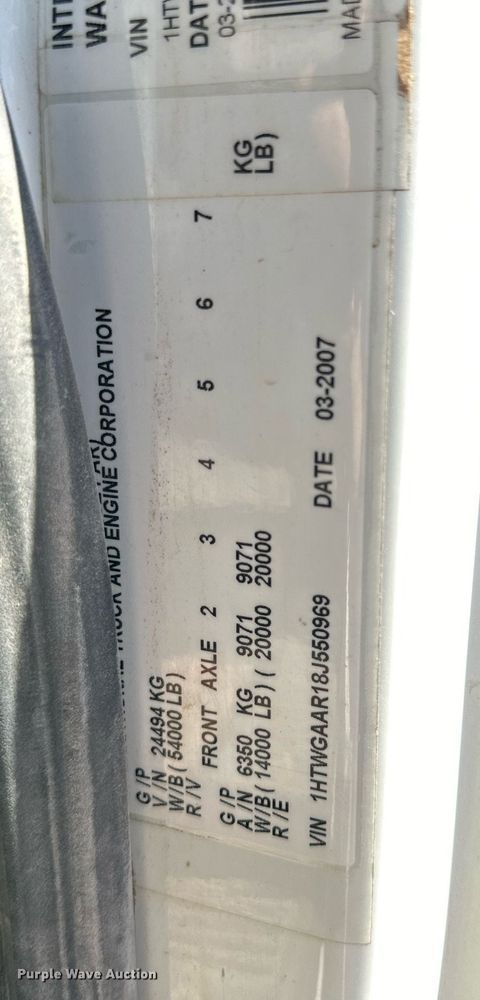 image for item DQ1561 2008 International WorkStar 7400  digger derrick truck