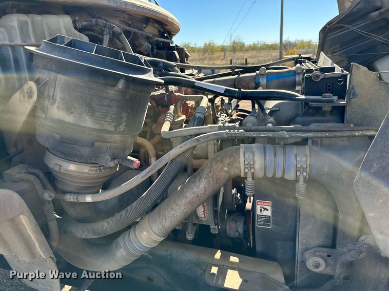 image for item DQ1563 2010 Freightliner Business Class M2 106  digger derrick truck