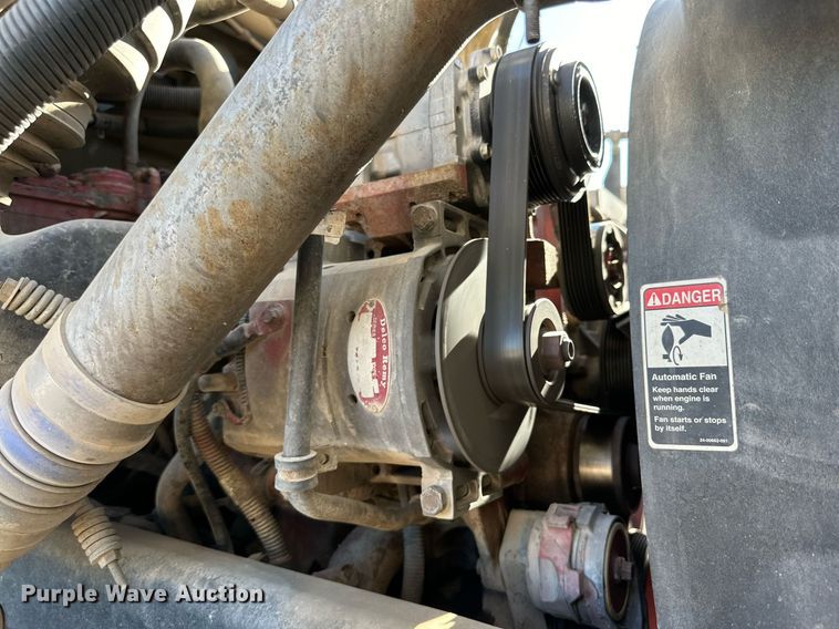 image for item DQ1563 2010 Freightliner Business Class M2 106  digger derrick truck