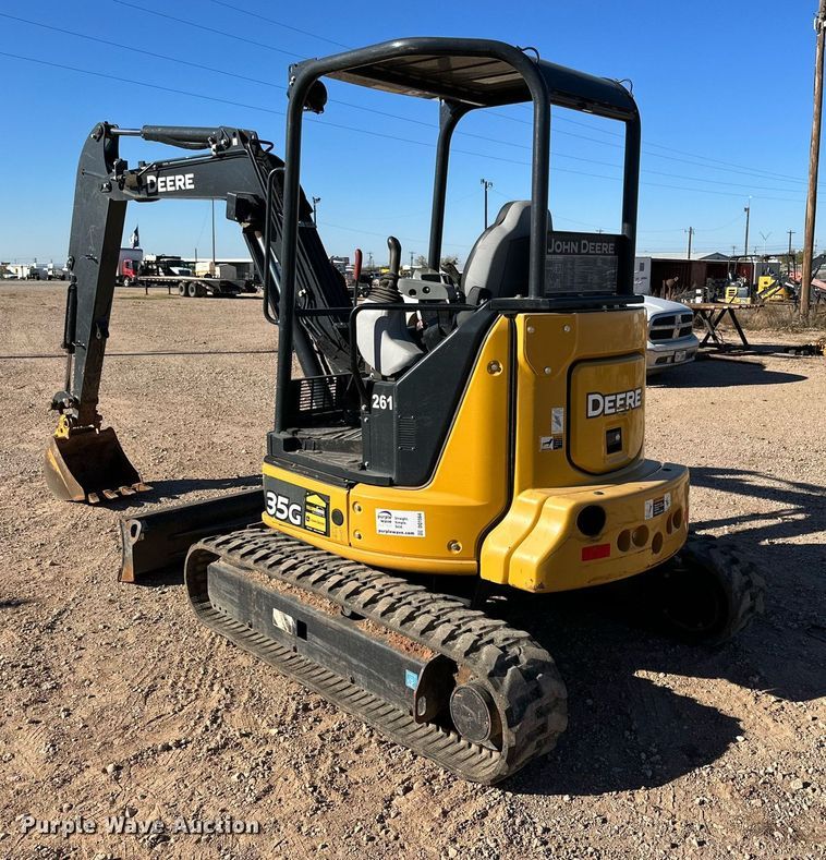 image for item DQ1564 2019 John Deere 35G  mini excavator