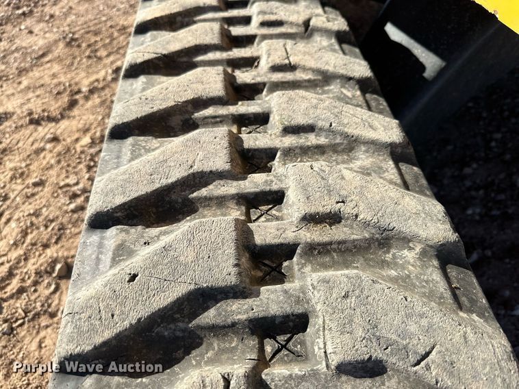 image for item DQ1564 2019 John Deere 35G  mini excavator