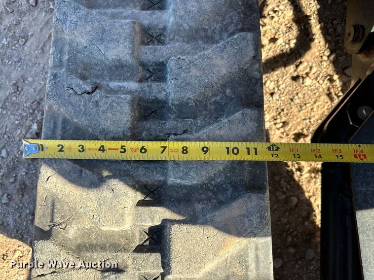 image for item DQ1564 2019 John Deere 35G  mini excavator