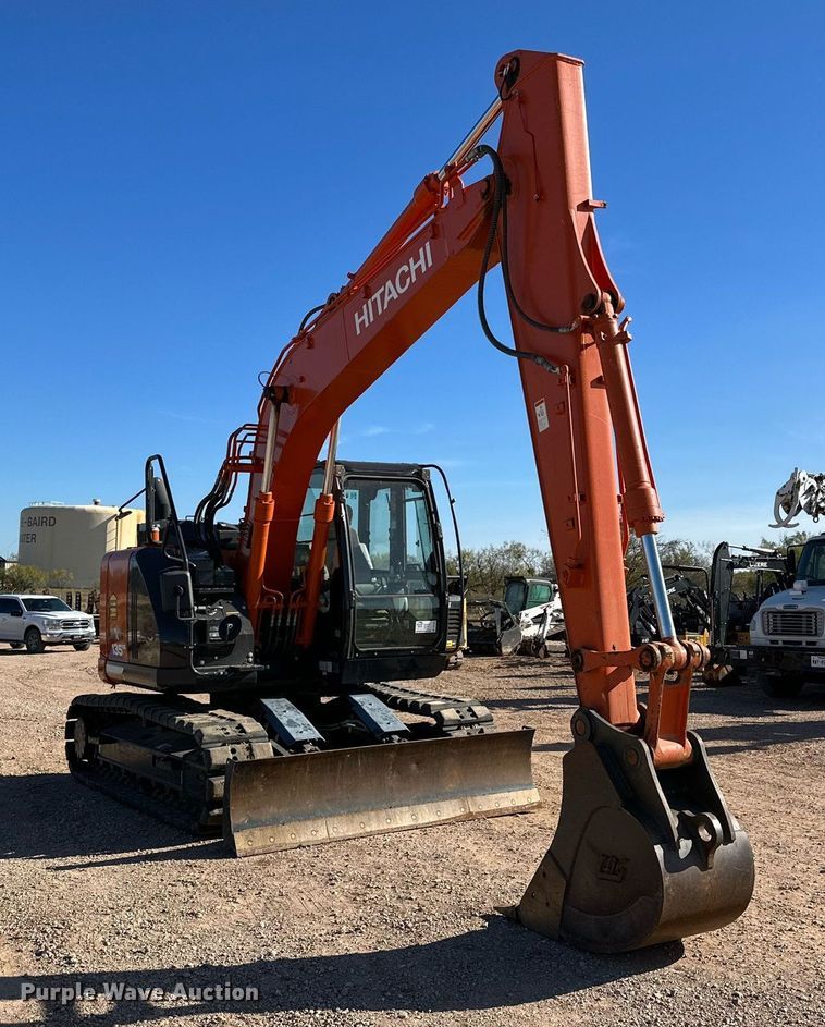 image for item DQ1565 2019 Hitachi Zaxis 135US-6N  excavator