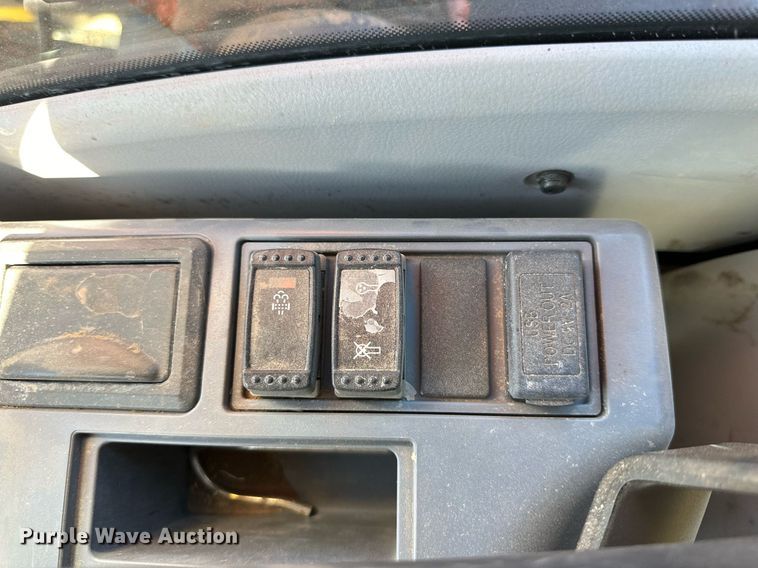 image for item DQ1565 2019 Hitachi Zaxis 135US-6N  excavator